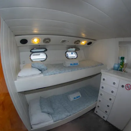 Charter Boat Båthotell