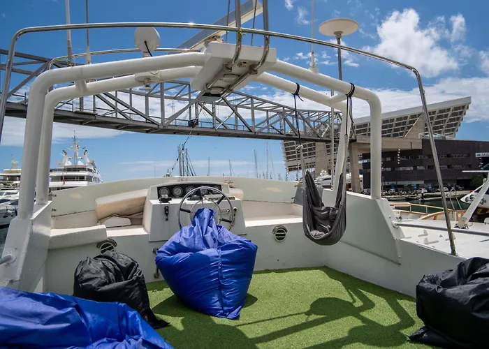 Charter Boat * Barcelone